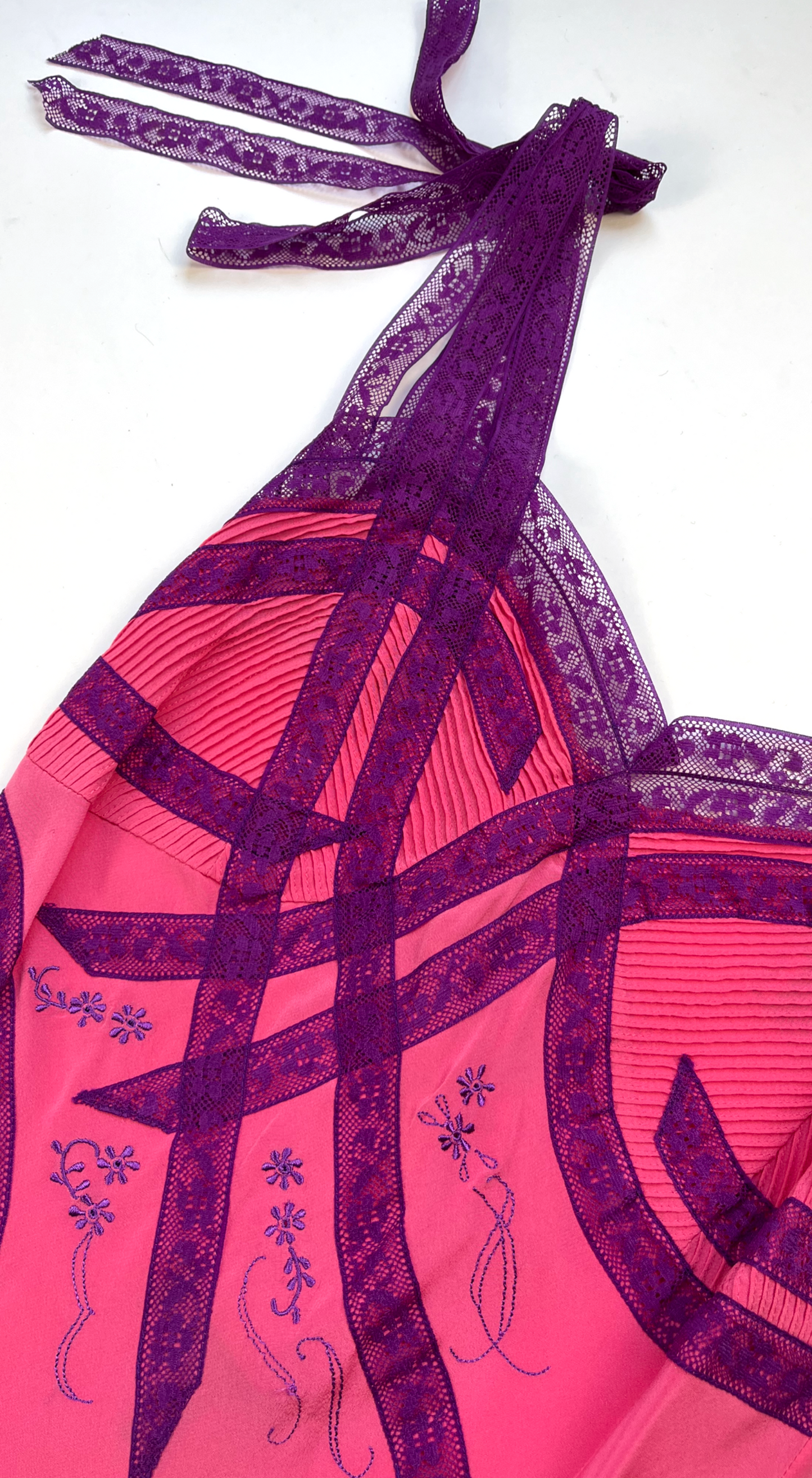 Betsey Johnson ~ 2000s Pink Lace Dress