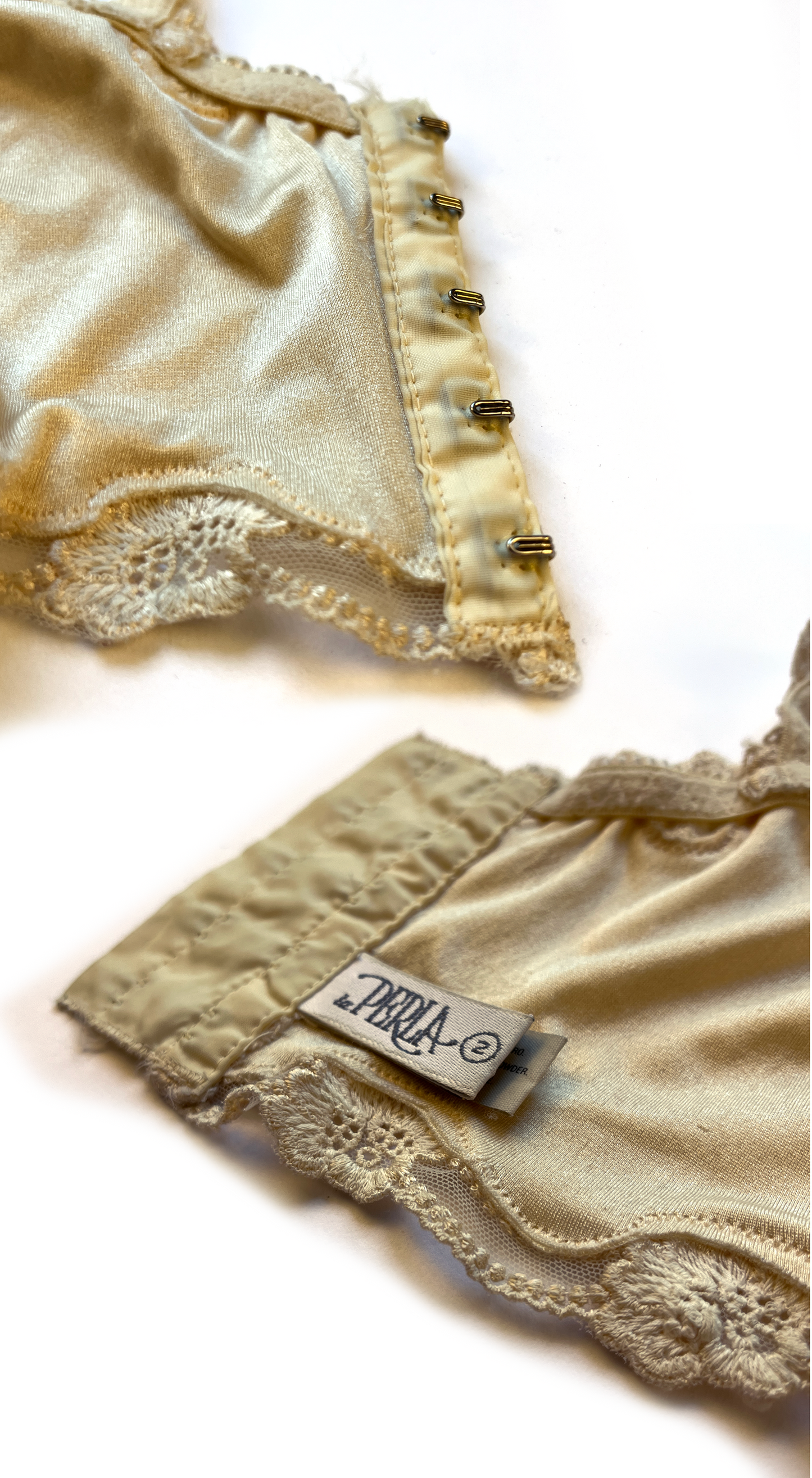 La Perla ~ 1996 Pleated Creme Corset