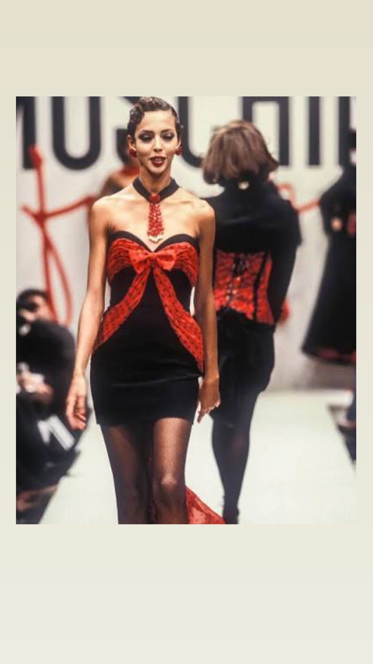 Moschino ~ 1995 Runway Fran Fine bow dress