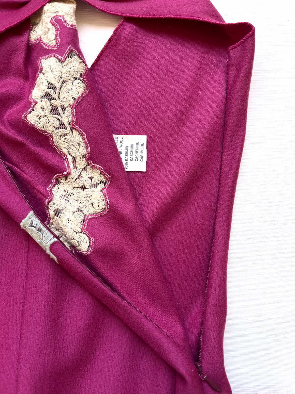 Anna Molinari FW 1998 Vintage Raspberry Pink Wool Cashmere Dress with Lace