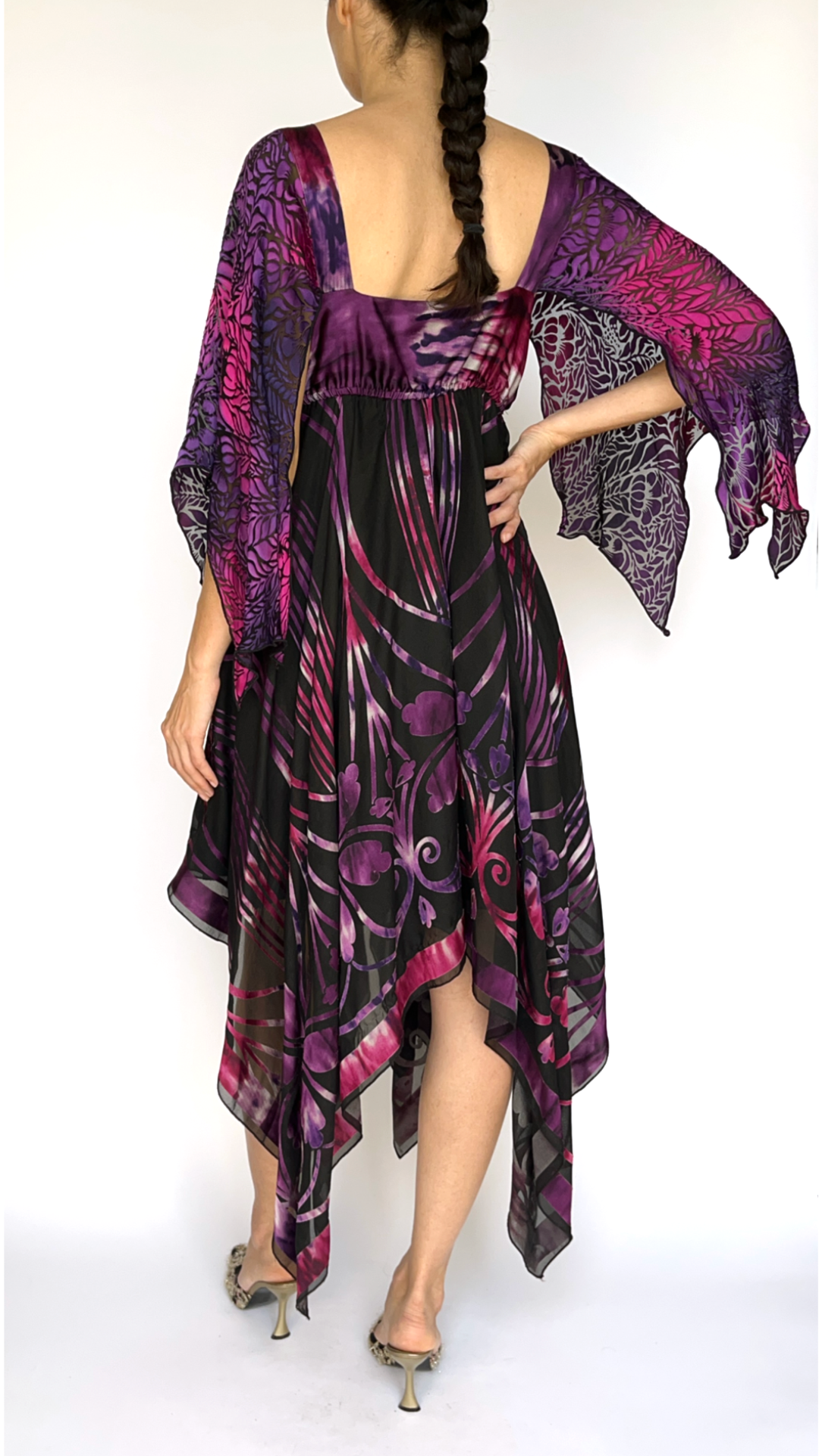 Anna Sui ~ Runway Fall 2008 Ready-To-Wear Asymmetrical Chiffon Dress