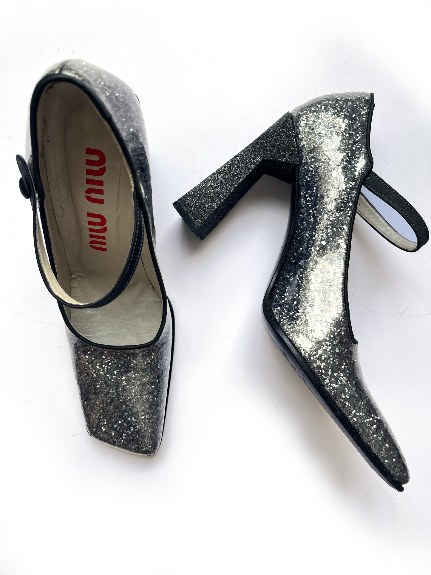 Miu Miu ~ Runway FW 1998 Grey Silver Glitter Patent Leather Mary Jane Heels