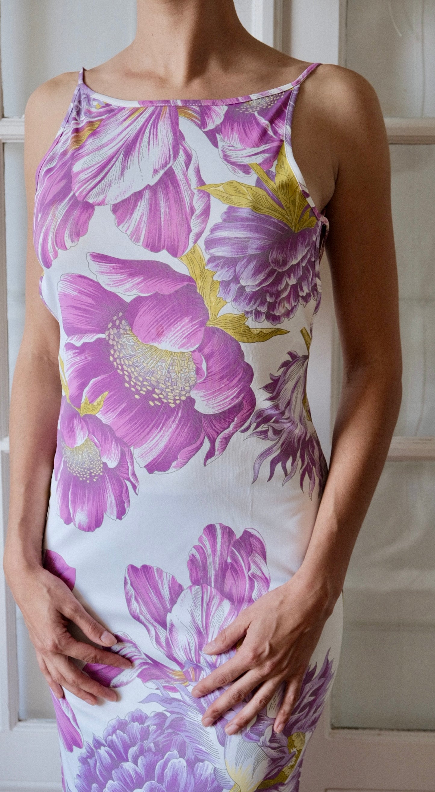 Gianfranco Ferré SS2000 Floral Open-Back Dress – Carrie Bradshaw SATC