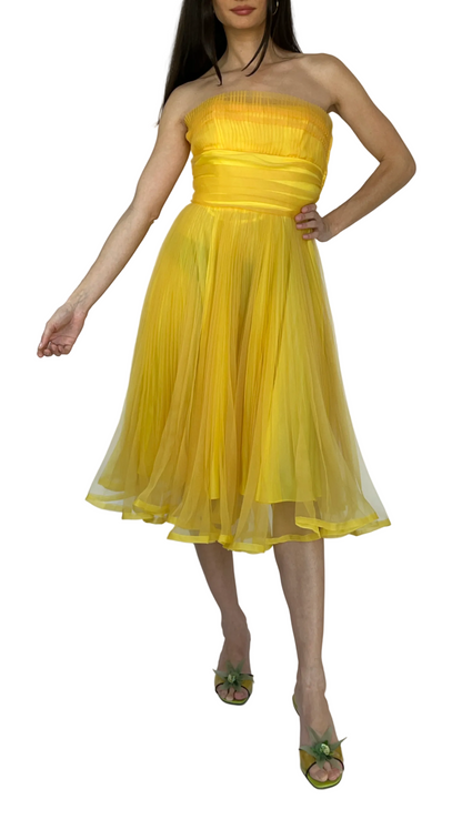 Betsey Johnson ~ 2000s Vintage Betsey Johnson Yellow Strapless Tulle D – fruitiga