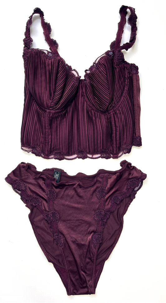La Perla ~ SS 1996 Luxurious Burgundy Lingerie Corset Set