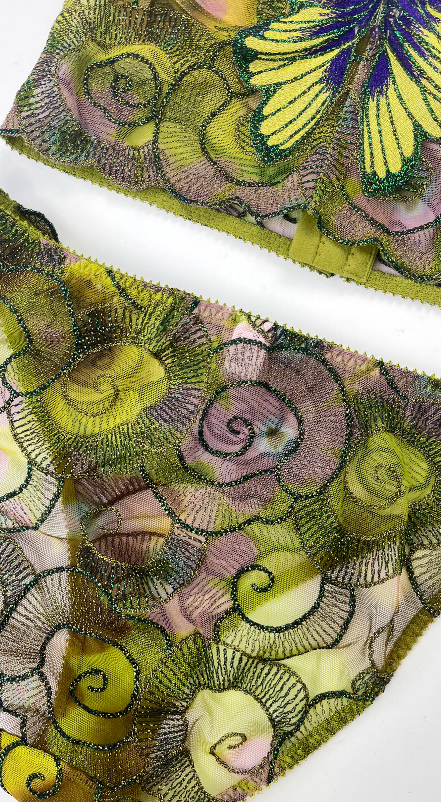 Ravage ~ 2000s Luxurious Green Butterfly Corset Set