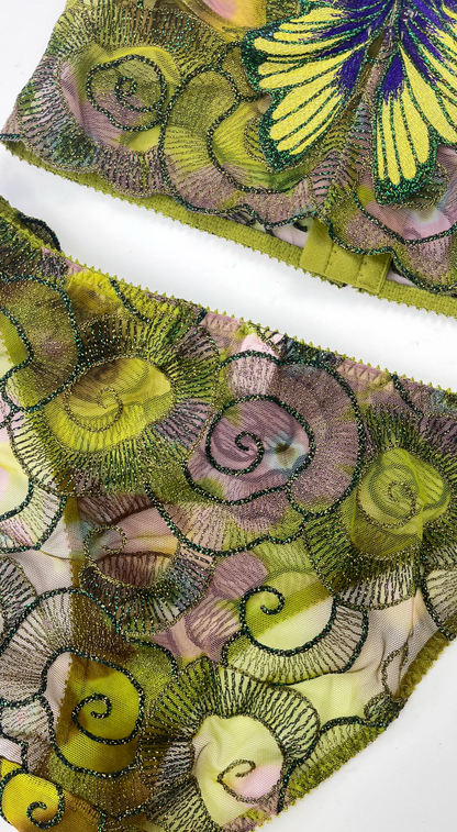Ravage ~ 2000s Luxurious Green Butterfly Corset Set